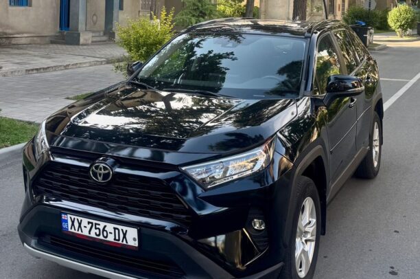 2020 Toyota RAV-4